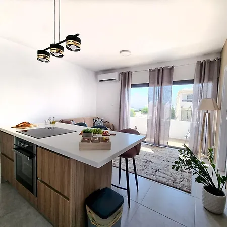Taheli Apartments In Tourist Area Paphos Exterior photo